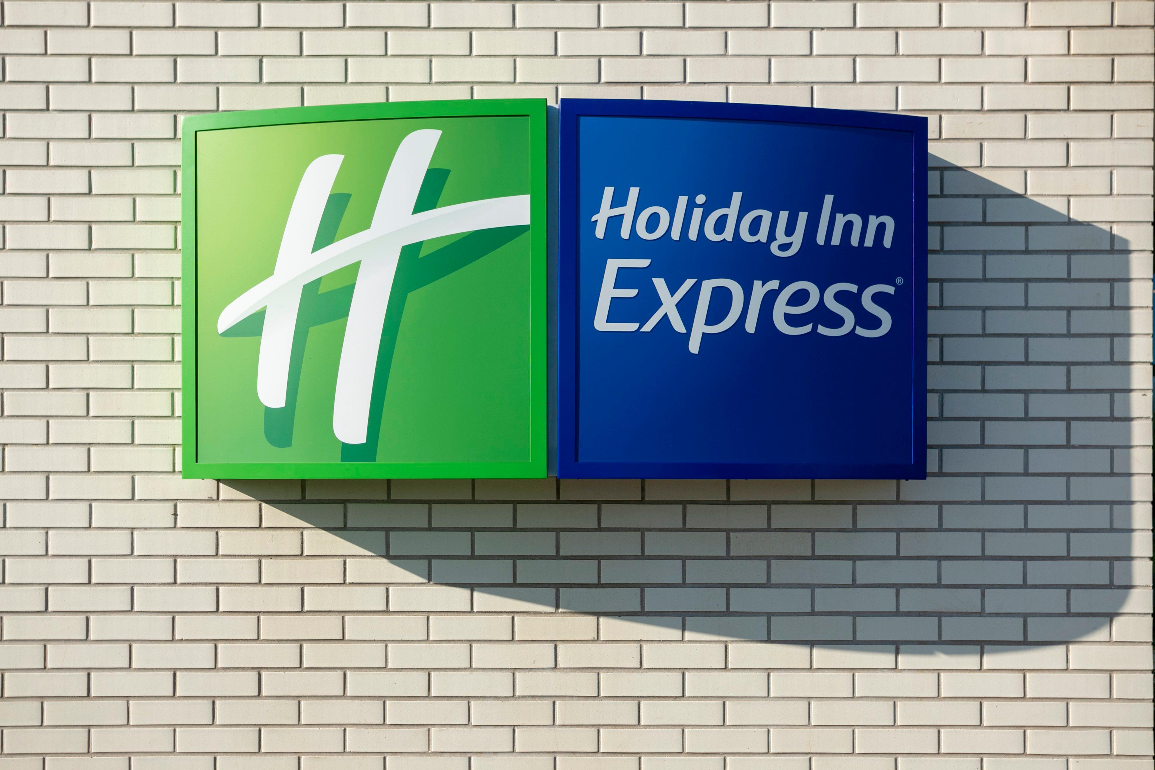 Holiday Inn Express Bridgwater M5, Jct24, An Ihg Hotel Bagian luar foto